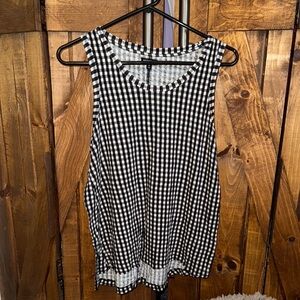 Who What Wear Black and White Sleeveless Tank Top